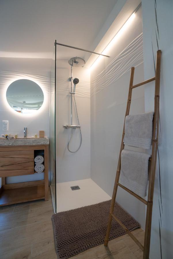 Lovina Chambre De Charme Avec Jaccuzi Velaux Exteriör bild